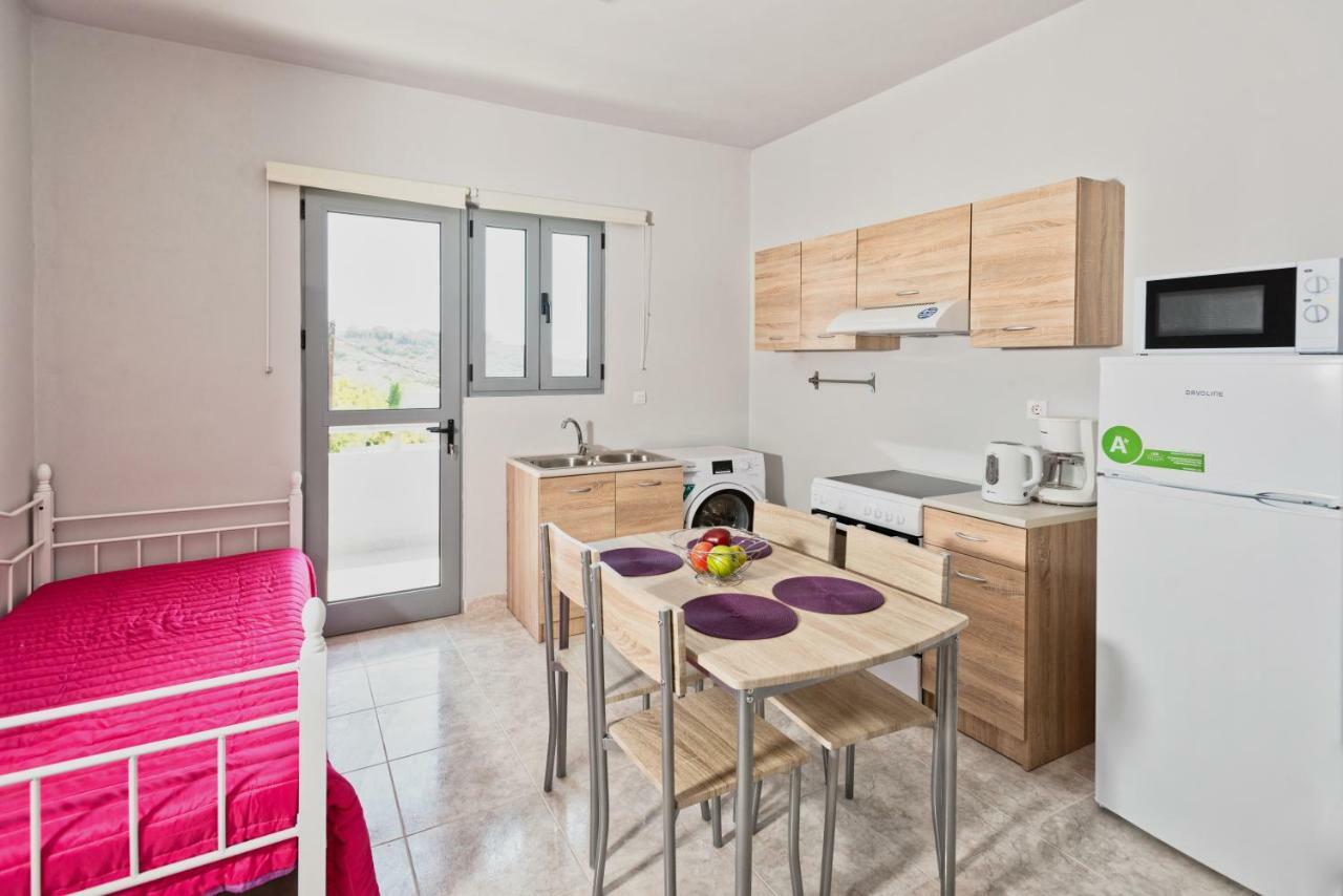 Paulsia Apartments Psinthos Exteriör bild